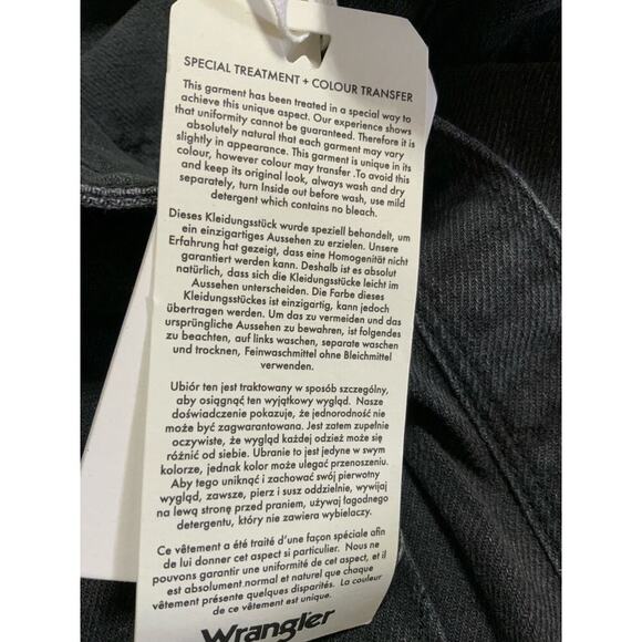 Wrangler Denim Shirt Womens S Long Sleeve Pearl Snap Chest Pocket Button Up NWT - Picture 14 of 16